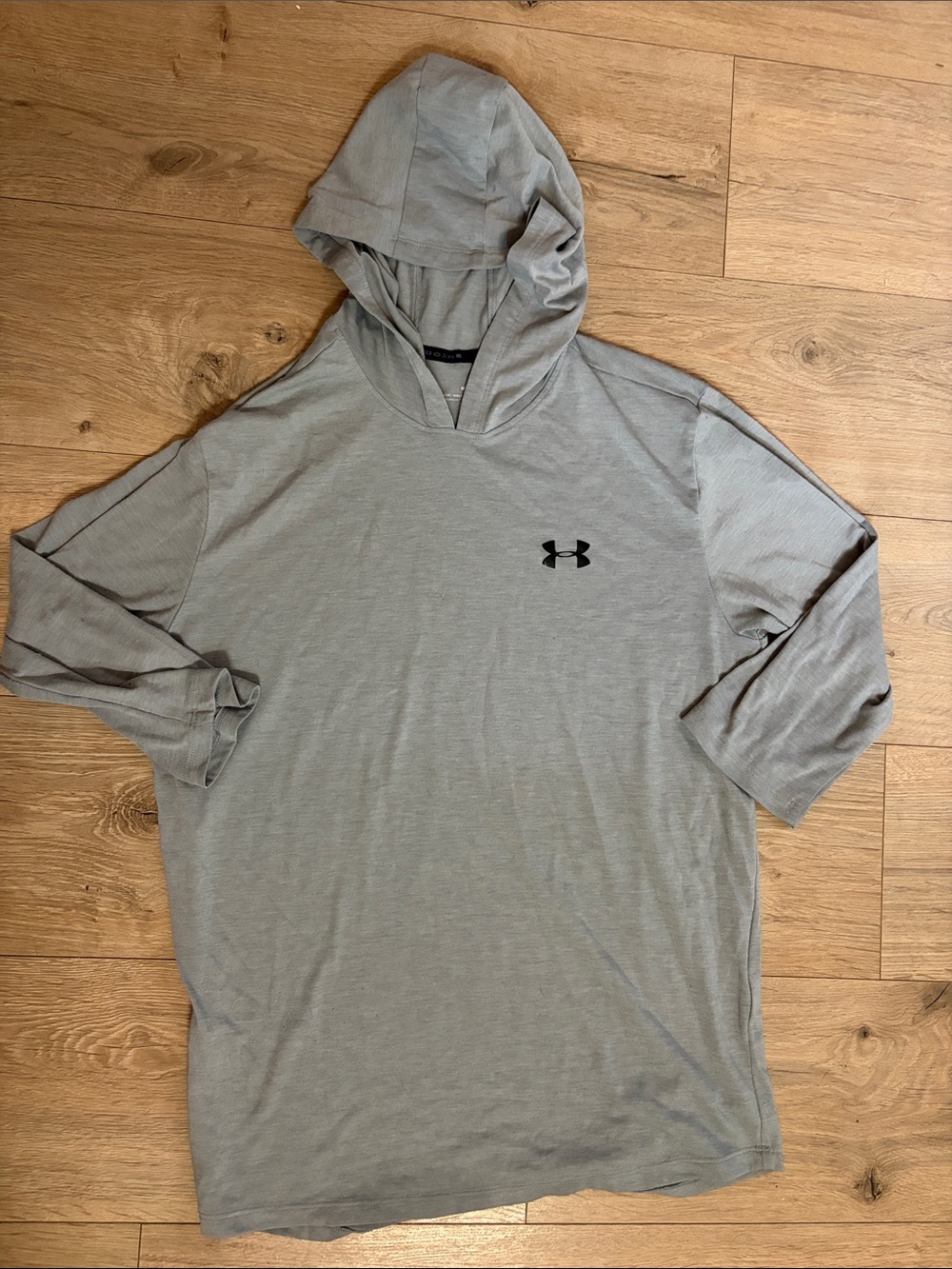 Women’s 3/4 quarter sleeve hooded shirt